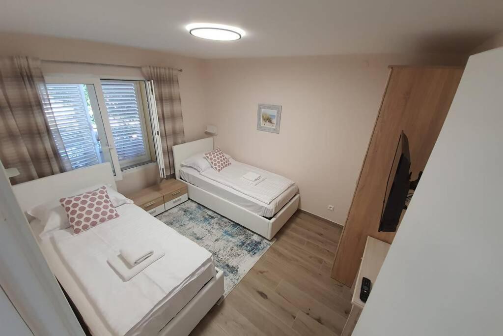 Apartment Punta Skala Villa Valentina 佩特坎内 外观 照片
